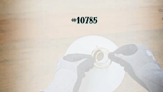 Uno-Type Shade Holder