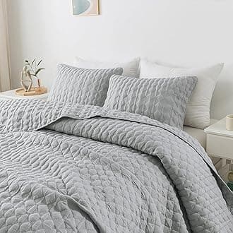 WDCOZY Light Grey Quilt King Size Bedding Set with 2 Pillow Shams, Lightweight Soft Bedspread Coverlet, Thin Comforter Bed Cover for All Season, 3 Pieces, 104x90 inches